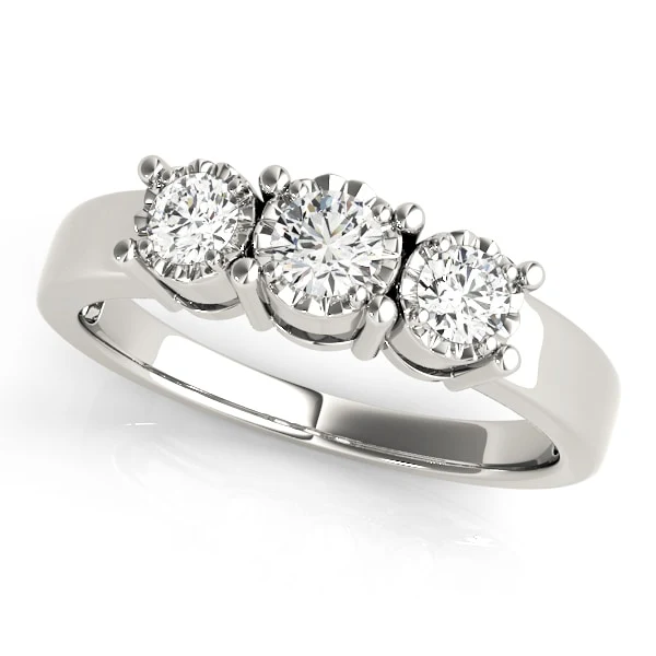 18K White Gold 3 Stone Round Diamond Engagement Ring