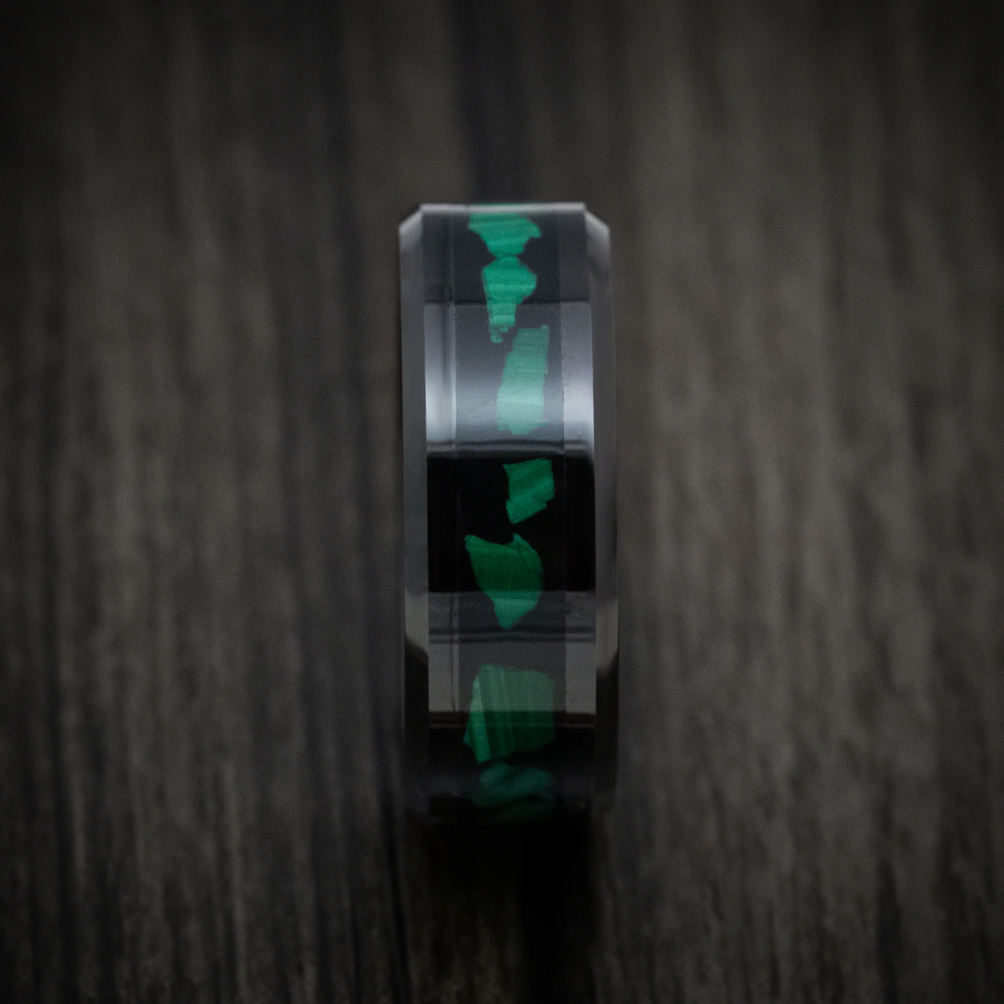 Black Tungsten Men's Ring with Malachite Inlay - Image 3
