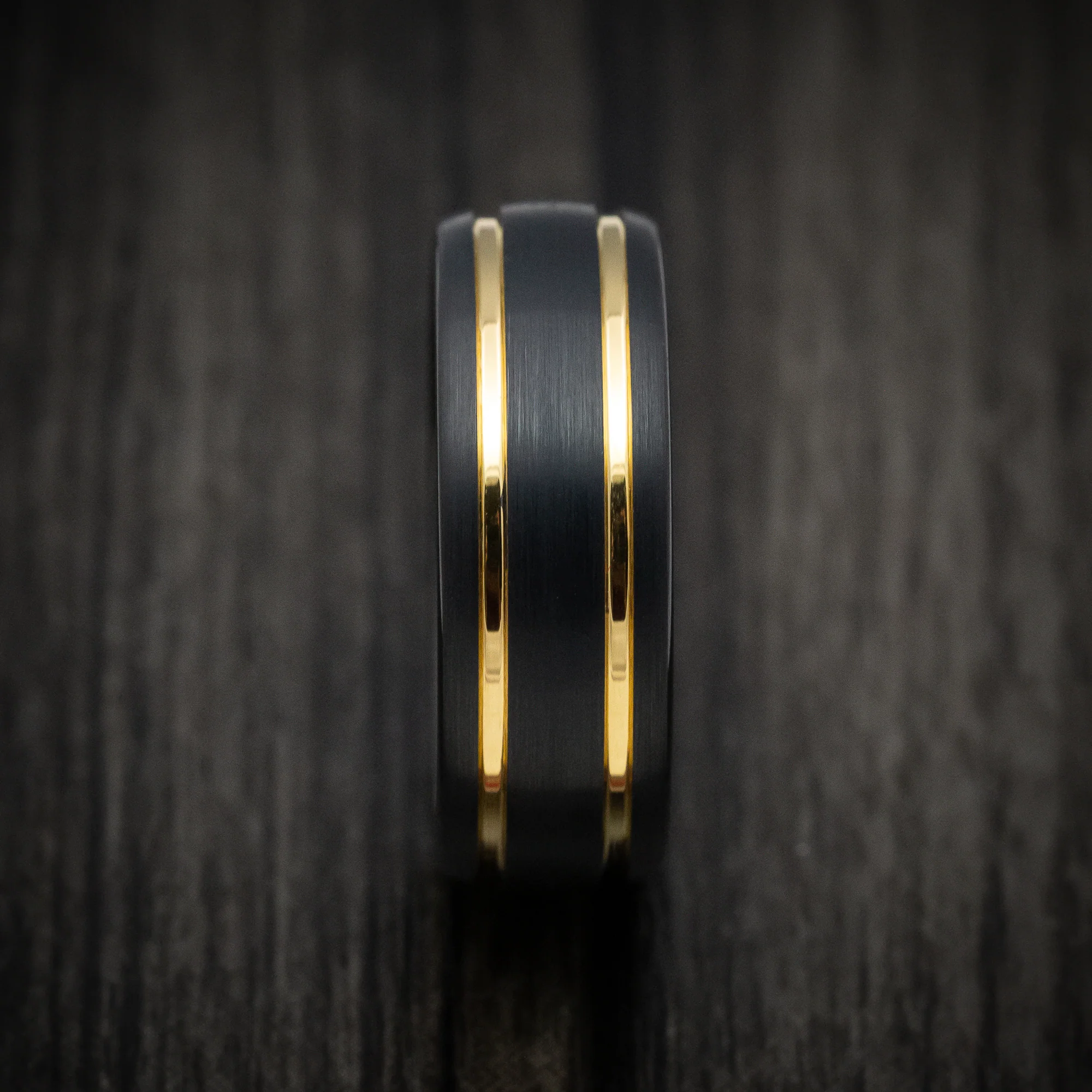 Black Tungsten Men's Ring with Golden Inlays Band - Image 3