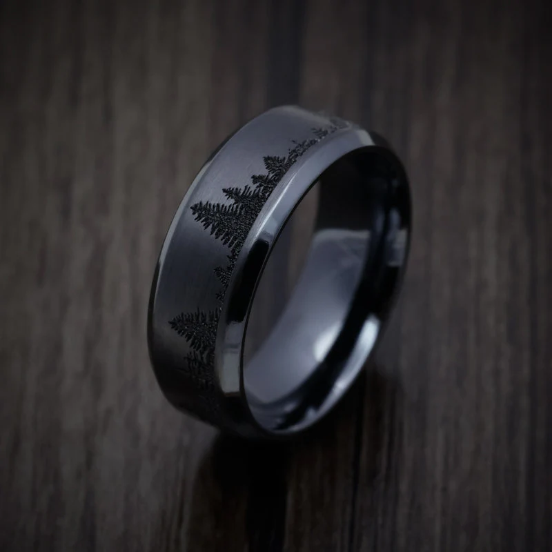 Black Zirconium Men's Ring with Spruce Pine Tree Design - Image 3