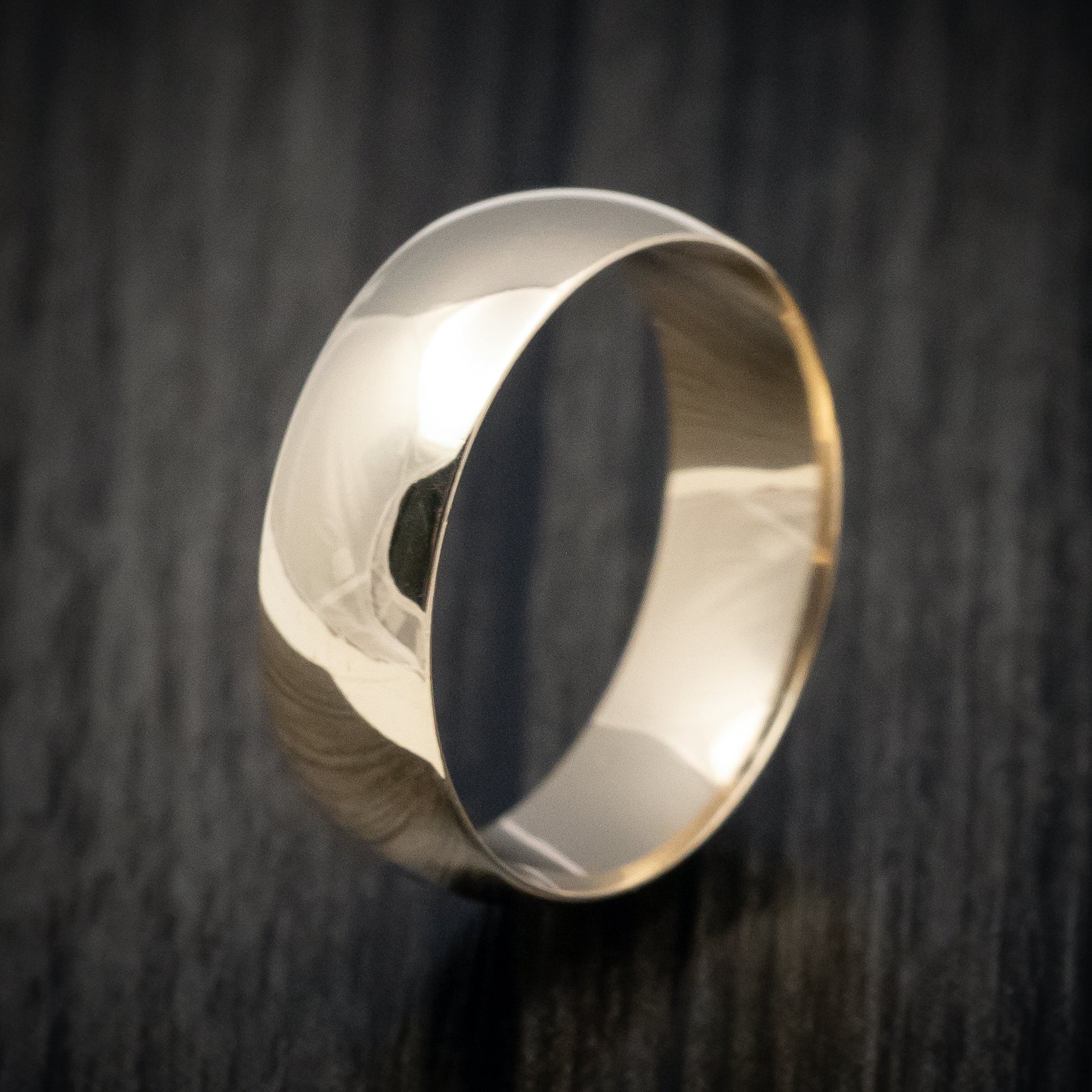 Classic Yellow Gold 7mm Mens Wedding Band - Image 3