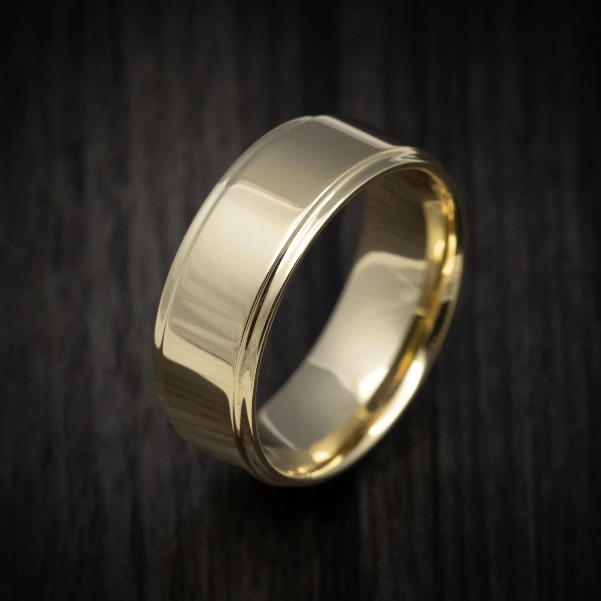 Classic Gold 8mm Wide Wedding Men's Band - Image 3