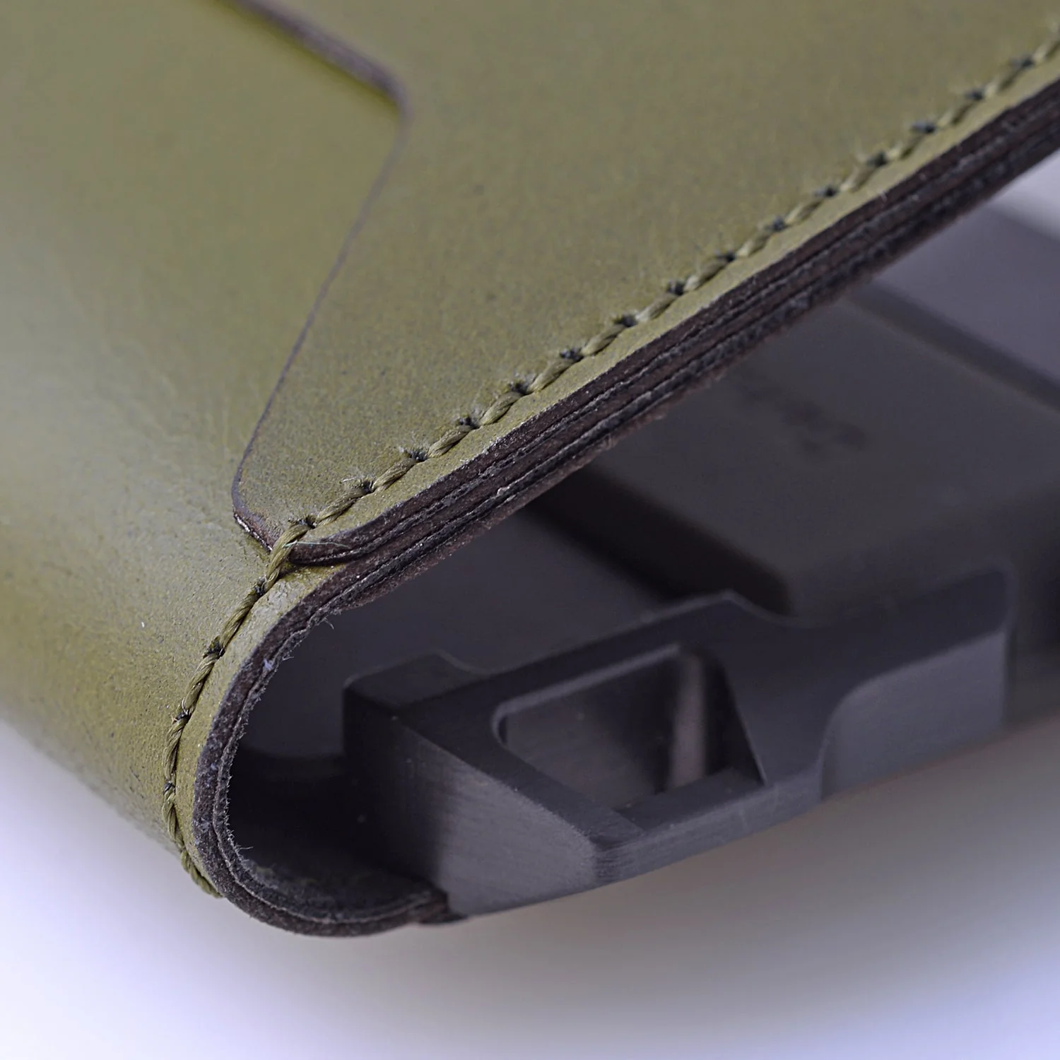 D01 DAPPER™ BIFOLD WALLET - Image 22