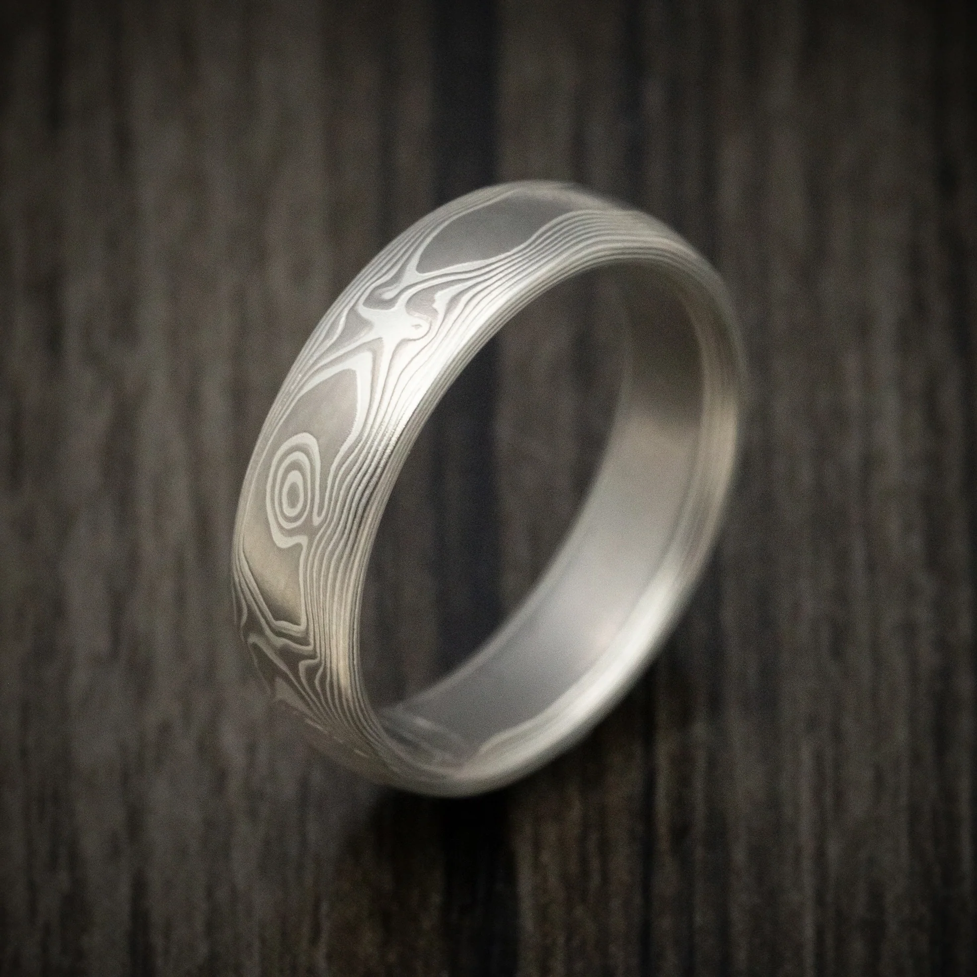 Handmade Palladium and Silver Mokume Gane Woodgrain Pattern Men's Ring - Image 3