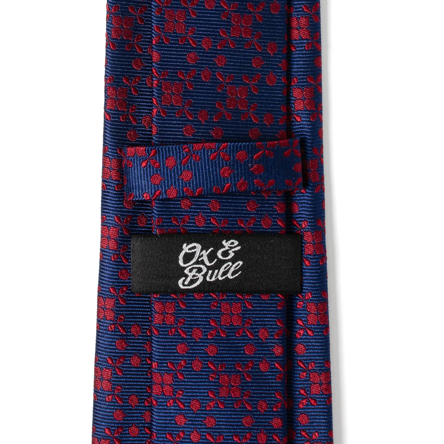 Navy/Red Patterned Men's Tie - Image 5