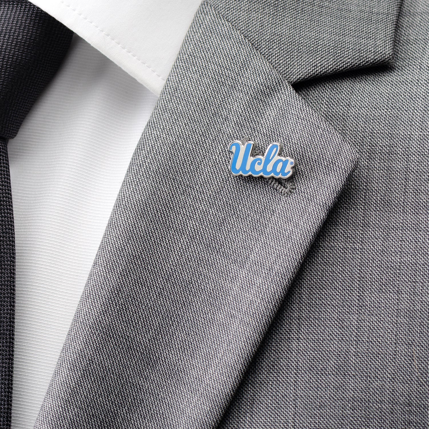 NCAA UCLA Bruins Lapel Pin - Image 2