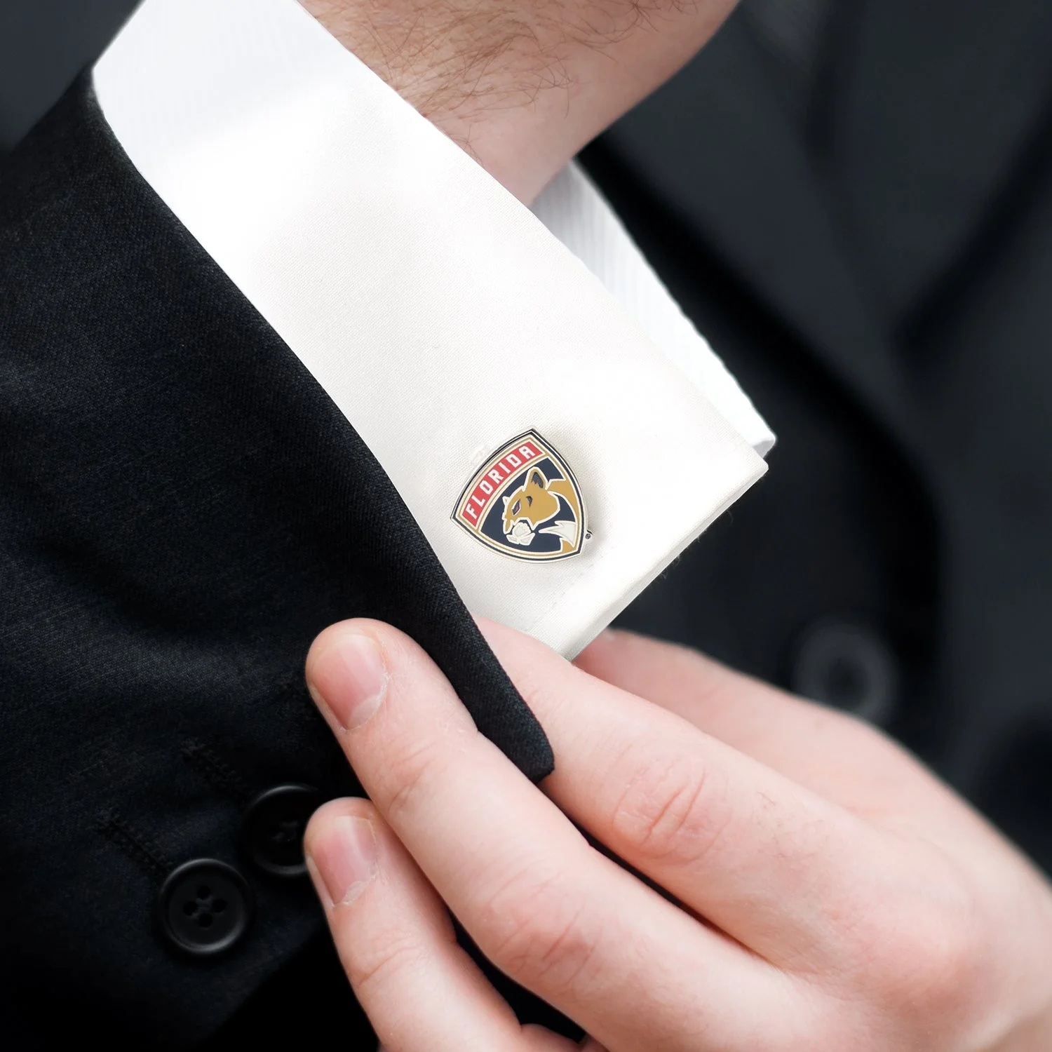 NHL Florida Panthers Shield Cufflinks - Image 2