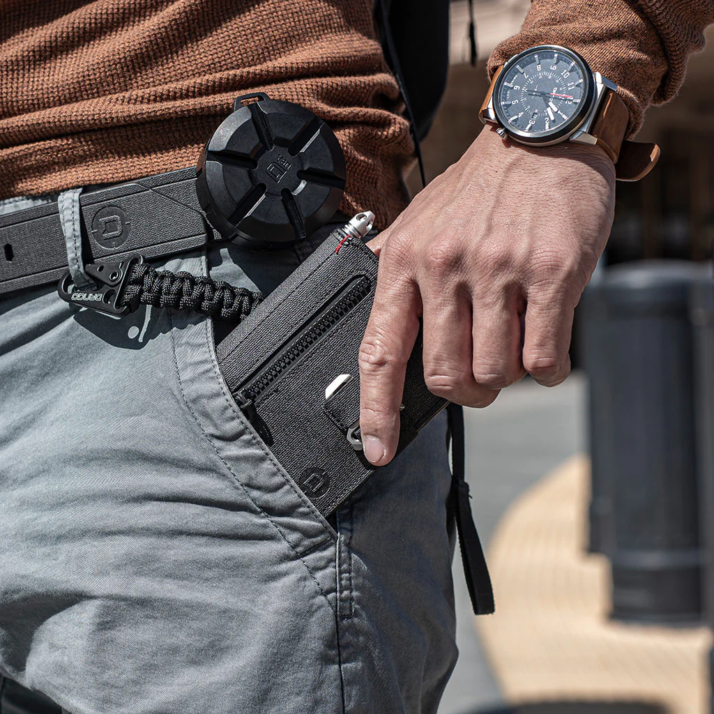 P01 PIONEER™ TRAVEL WALLET with PEN & NOTEBOOK - Image 11