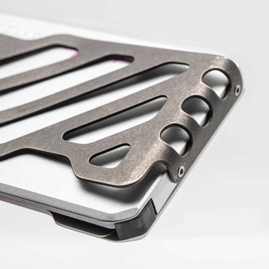 SK1 SLIDE KICK WALLET WITH TITANIUM MONEY CLIP - Image 23