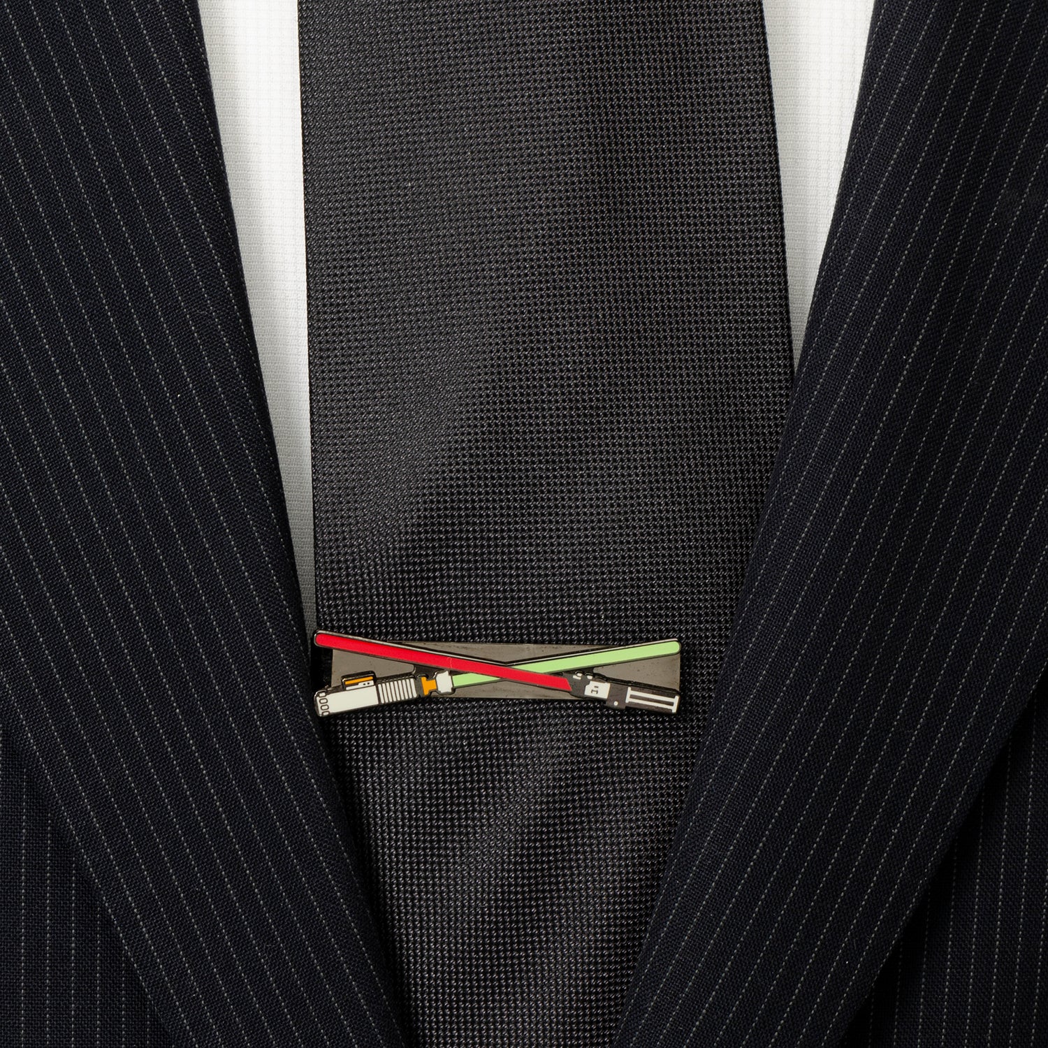 Star Wars Darth Vader and Luke Skywalker LIGHTSABER Battle Tie Bar - Image 2