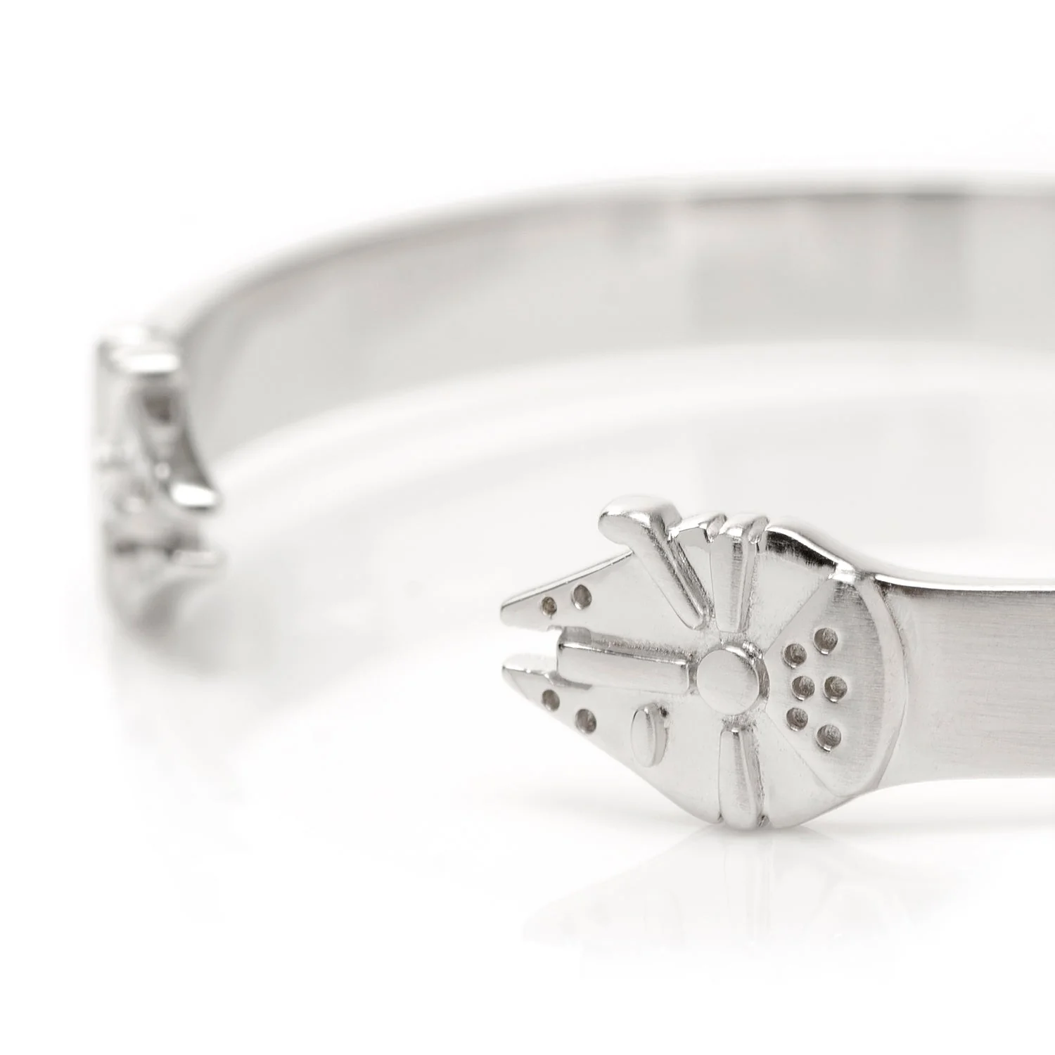 Star Wars Millennium Falcon Stainless Steel Cuff Bracelet - Image 3
